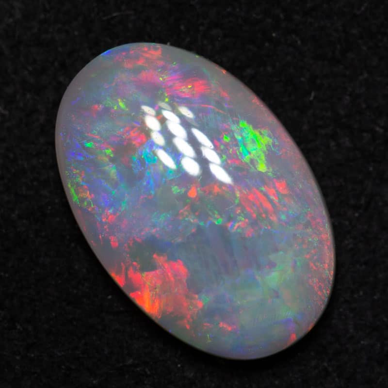 0.99 ct light opal 10.2x6.8x2.3mm
