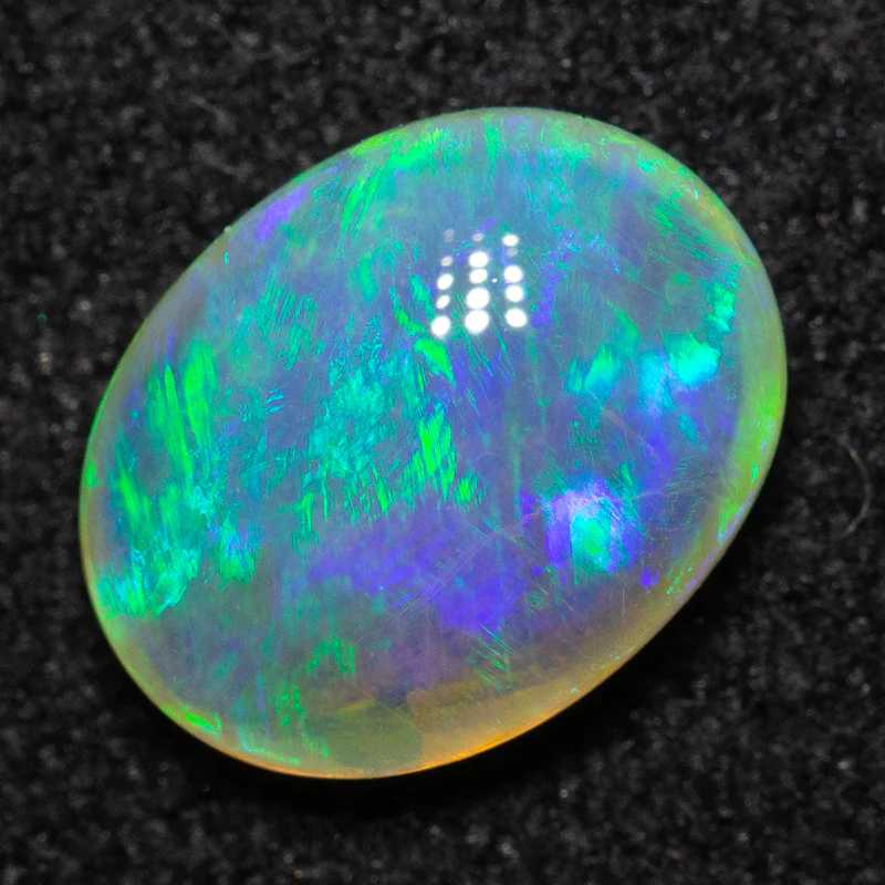 1.00 ct crystal opal 8.3x6.5x3.2mm