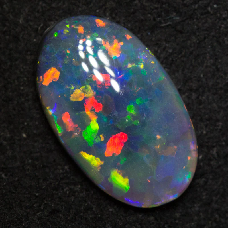 1.05 ct black opal 10.6x6.4x2.3mm