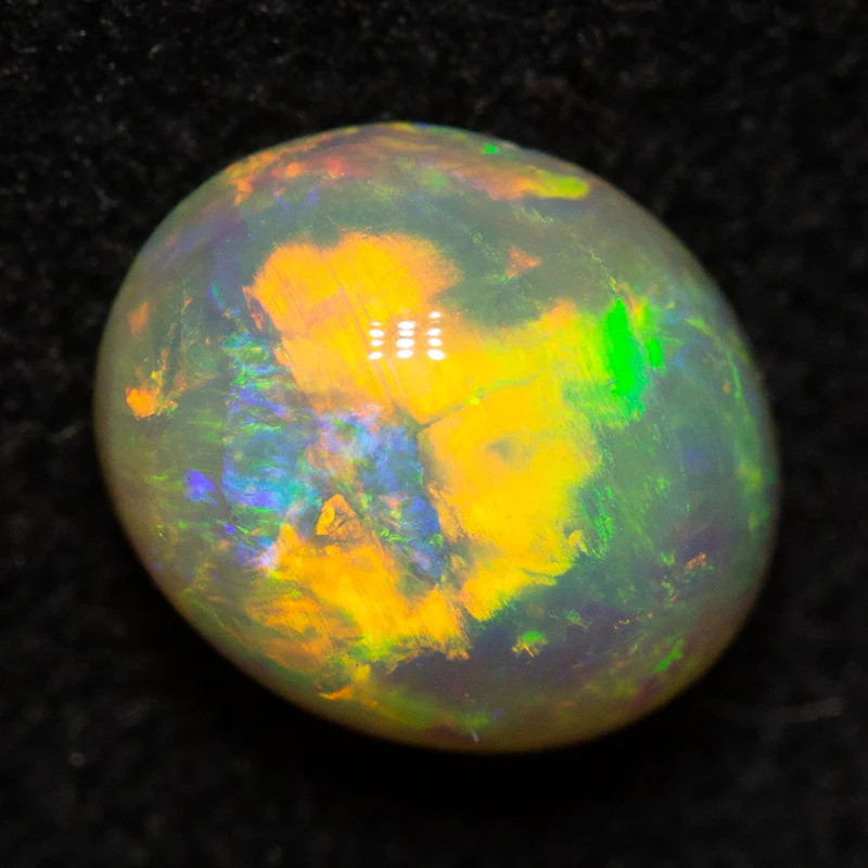 1.05 ct crystal opal 7.2x6x4mm