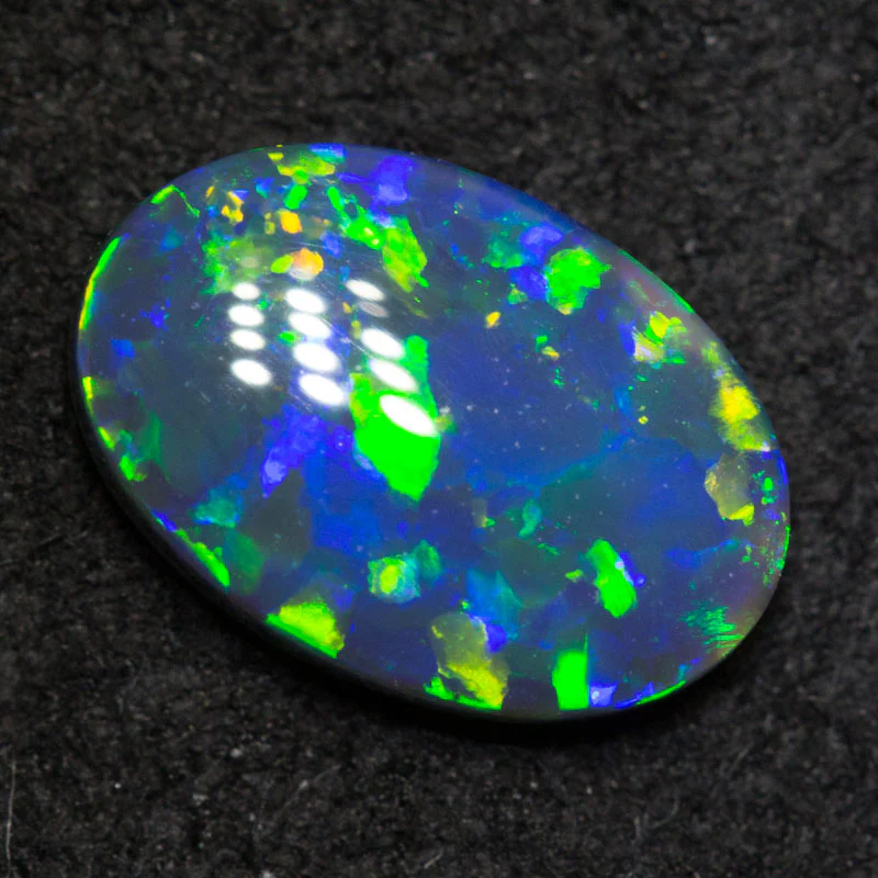 1.07 ct black opal 9.3x6.3x2.7mm