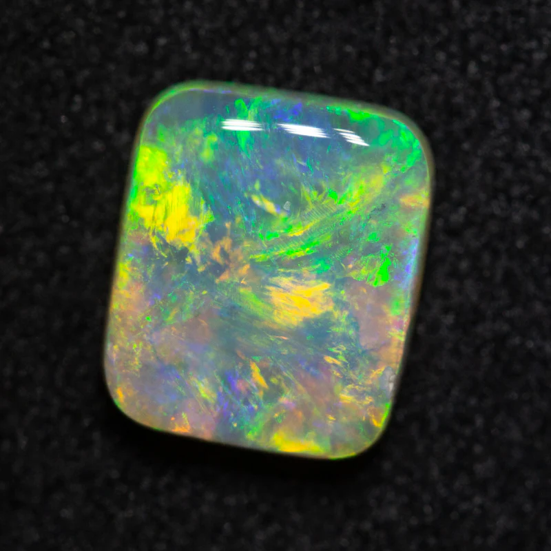 1.09 ct crystal opal 7.5x6.3x2.8mm