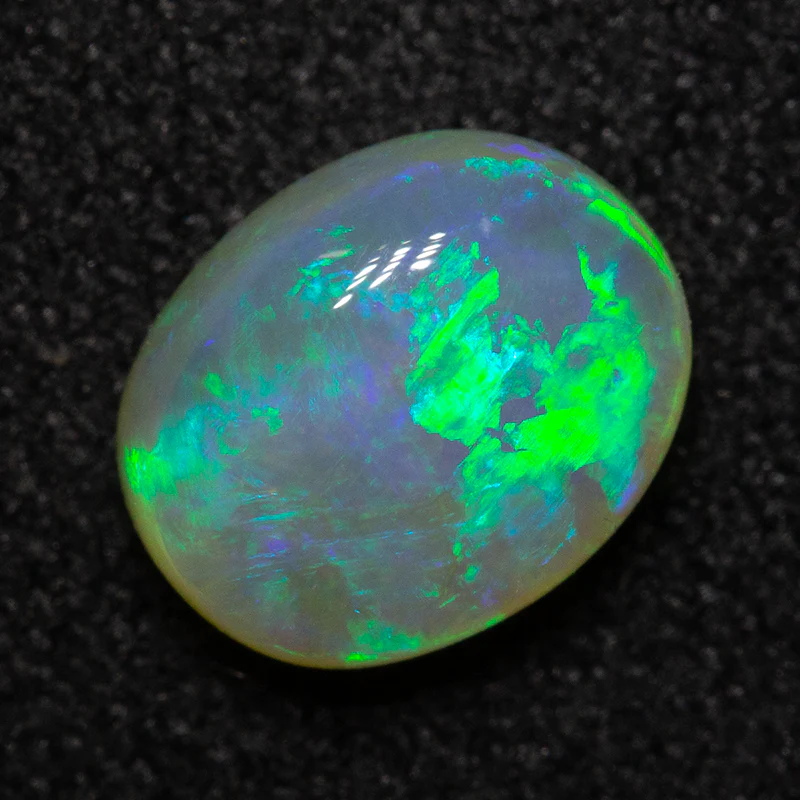 1.11 ct crystal opal 7.6x6.1x3.8mm