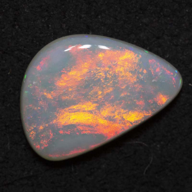 1.12 ct dark opal 10.2x7.1x2.2mm