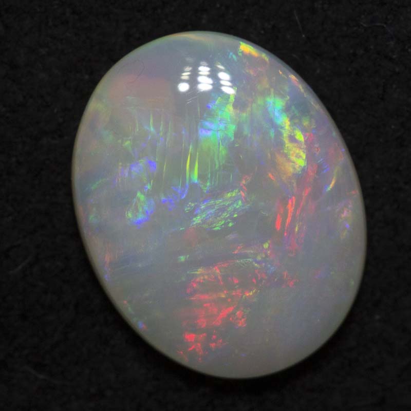 1.23 ct white opal 10.1x8x2.4mm