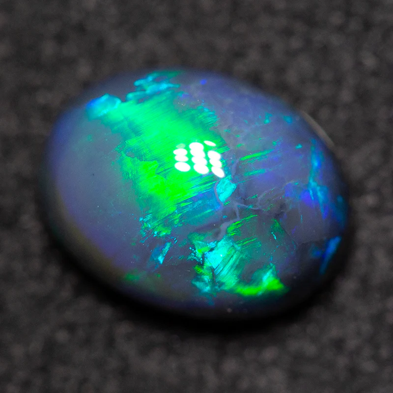 1.27 ct black opal 7.9x6.1x4.5mm