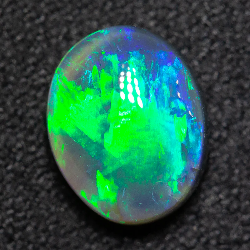 1.29 ct black opal 8.2x6.6x3.9mm