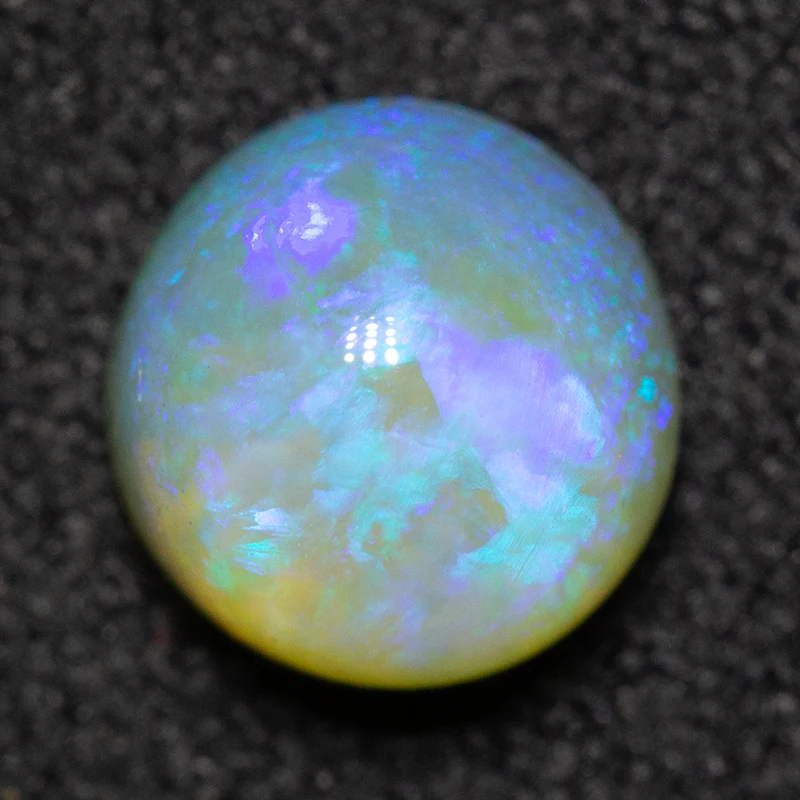 1.30 ct crystal opal 6.8x6.8x4.7mm