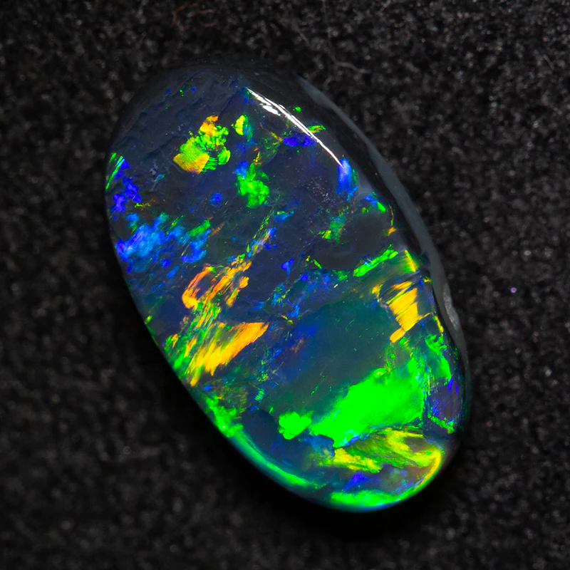 1.31 ct black opal 10.1x5.9x3.1mm