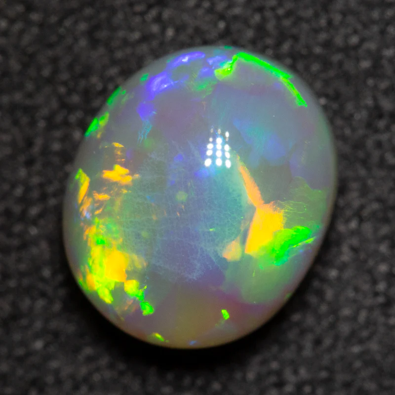1.54 ct dark opal 8x6.8x4.6mm