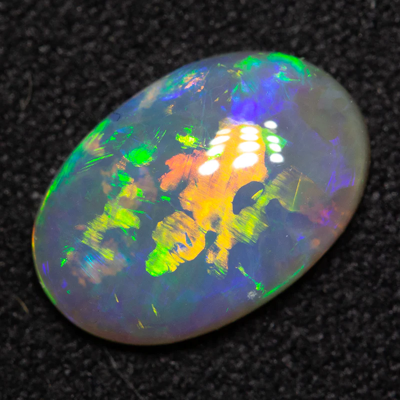 1.55 ct crystal opal 10.9x7.4x3mm