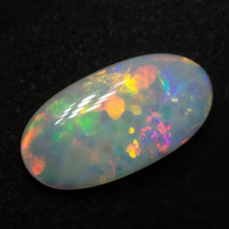 1.57 ct white opal 13x6.8x2.5mm