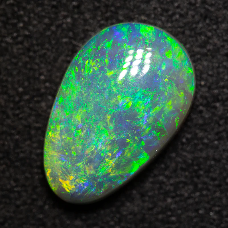 1.63 ct dark opal 10.7x6.9x3.3mm