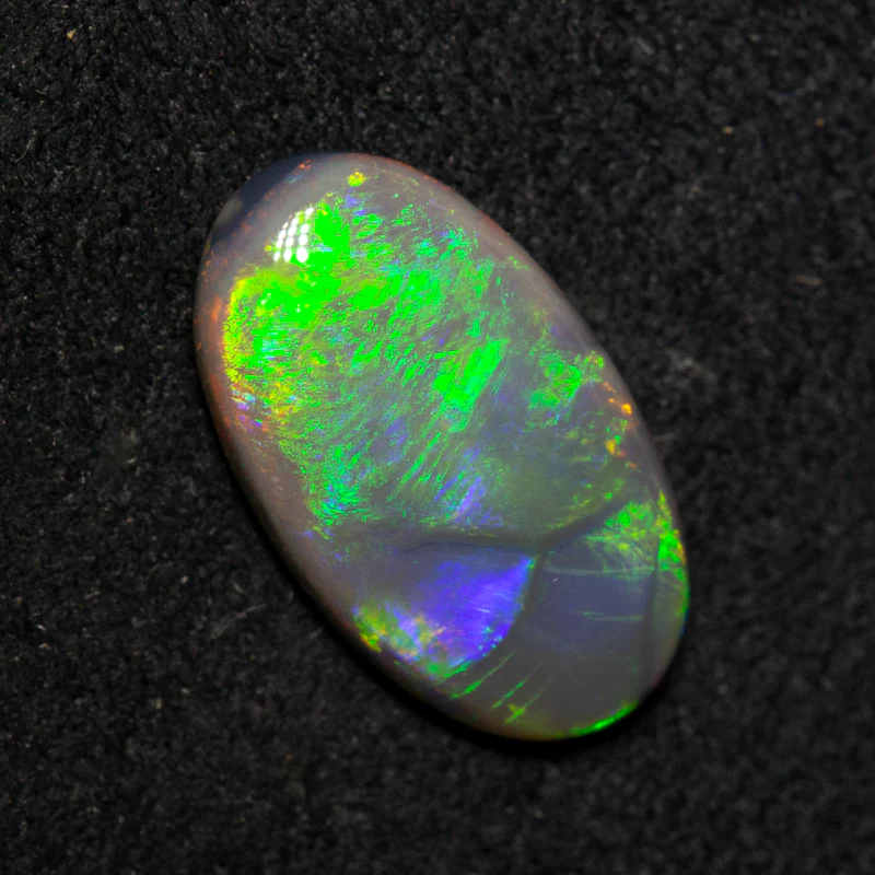 1.63 ct dark opal 12.4x7.1x2.8mm