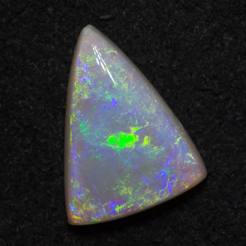 1.64 ct white opal 11x8x3mm