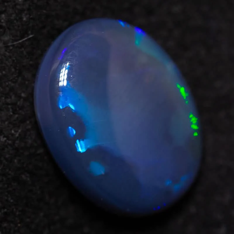 1.64ct black opal 9.5x7x3mm