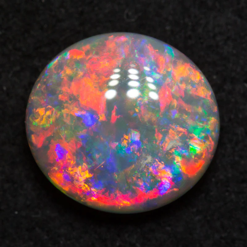 1.68 ct crystal opal 8.7x8.1x3.9mm