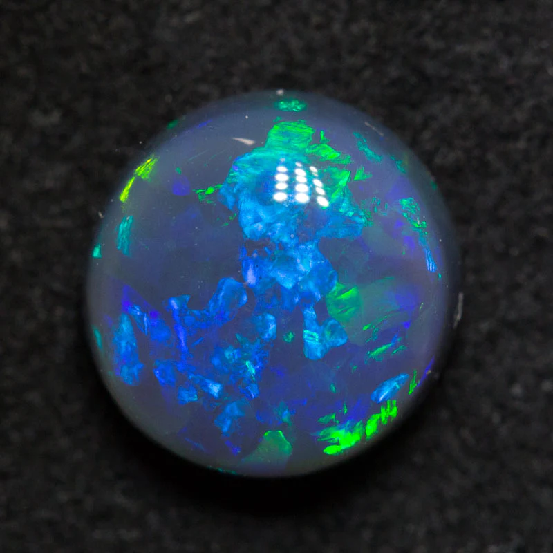1.72 ct black opal 7.9x7.8x4.3mm