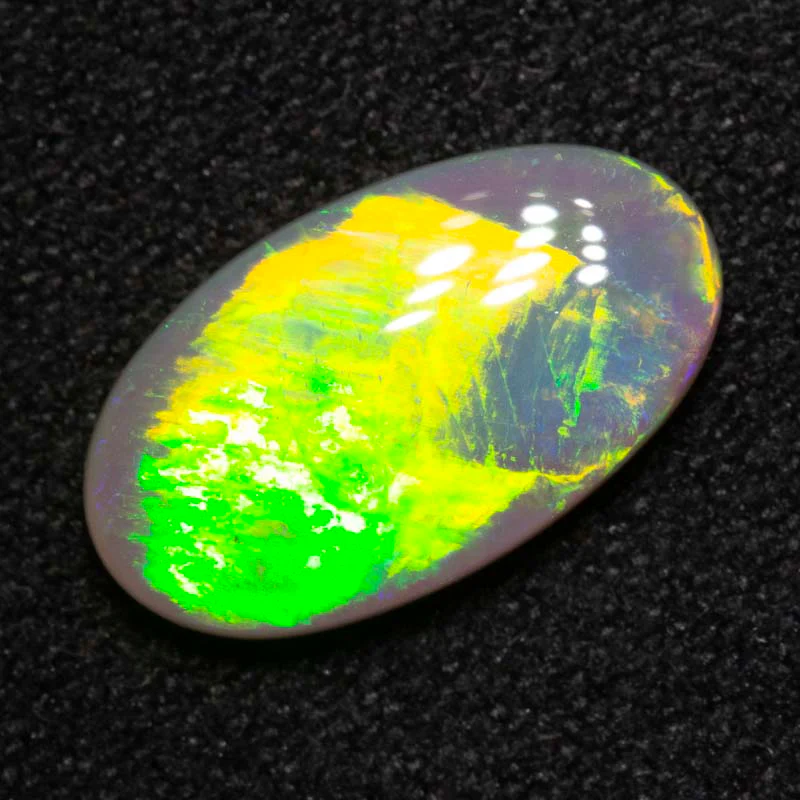 1.78 ct dark opal 12.3x7x2.8mm