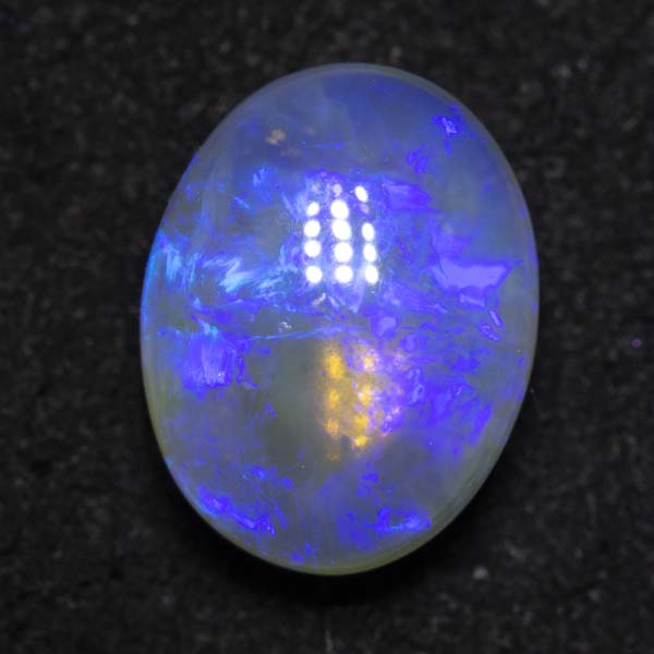 1.80 cr crystal opal 9.2x7x4.4mm