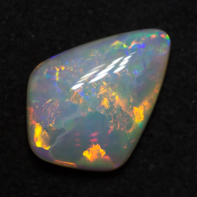 1.80 ct white double sided opal 11.1x8.1x3.6mm