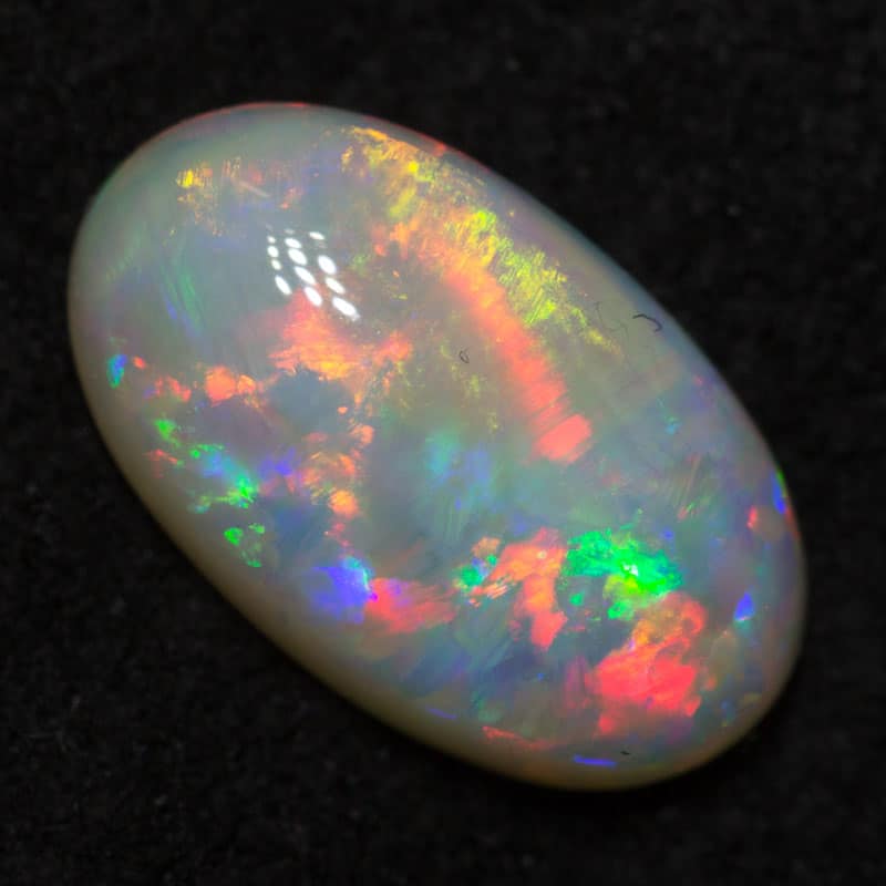1.80 ct white opal 11x6.5x3.5mm