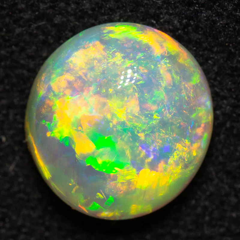 1.85 ct crystal opal 8.5x8x4.5mm
