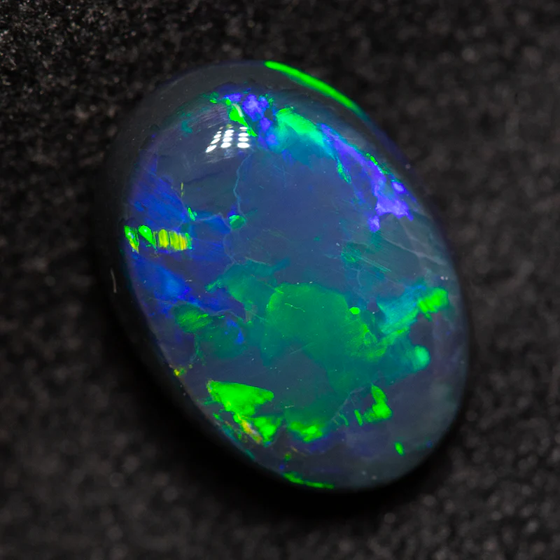 1.95 ct black opal 9.5x6.7x4.6mm