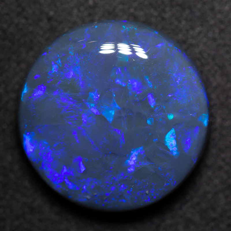 10.13 ct black opal 16.6x16.6x5.8mm