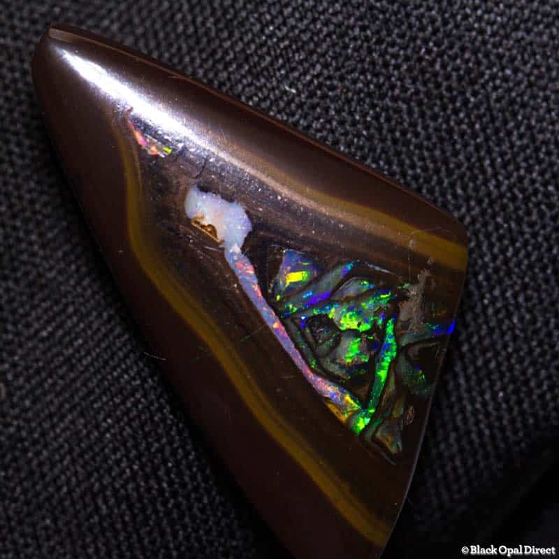10.88 ct boulder opal 26mm across