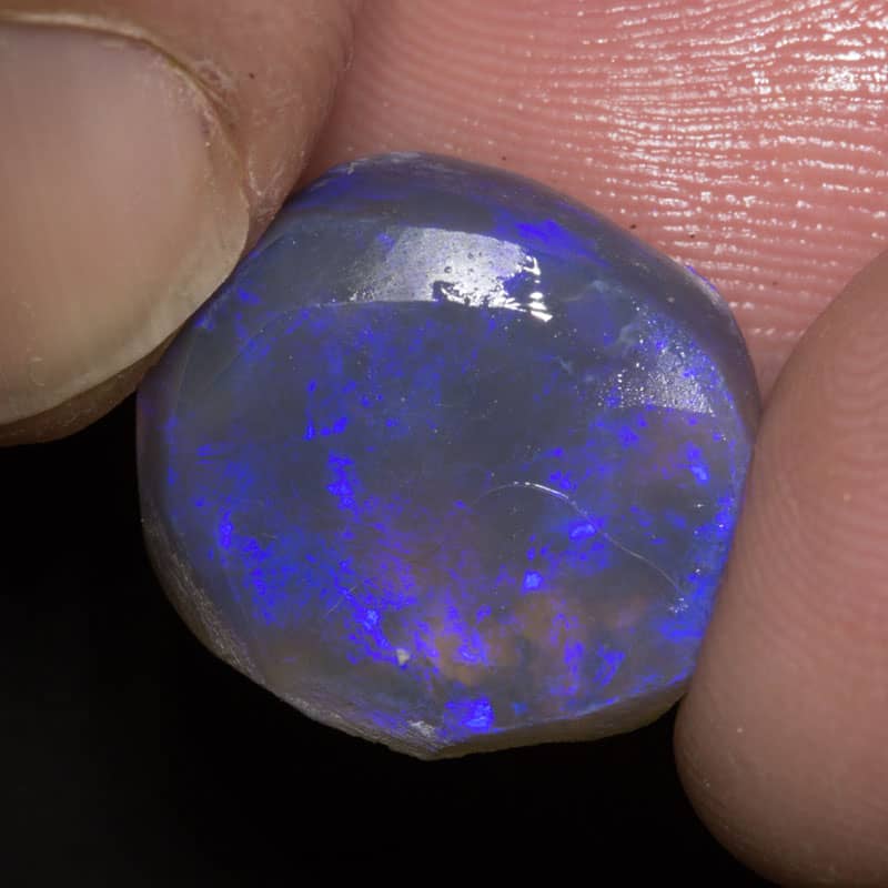 13.83 ct rough opal piece 17mm across