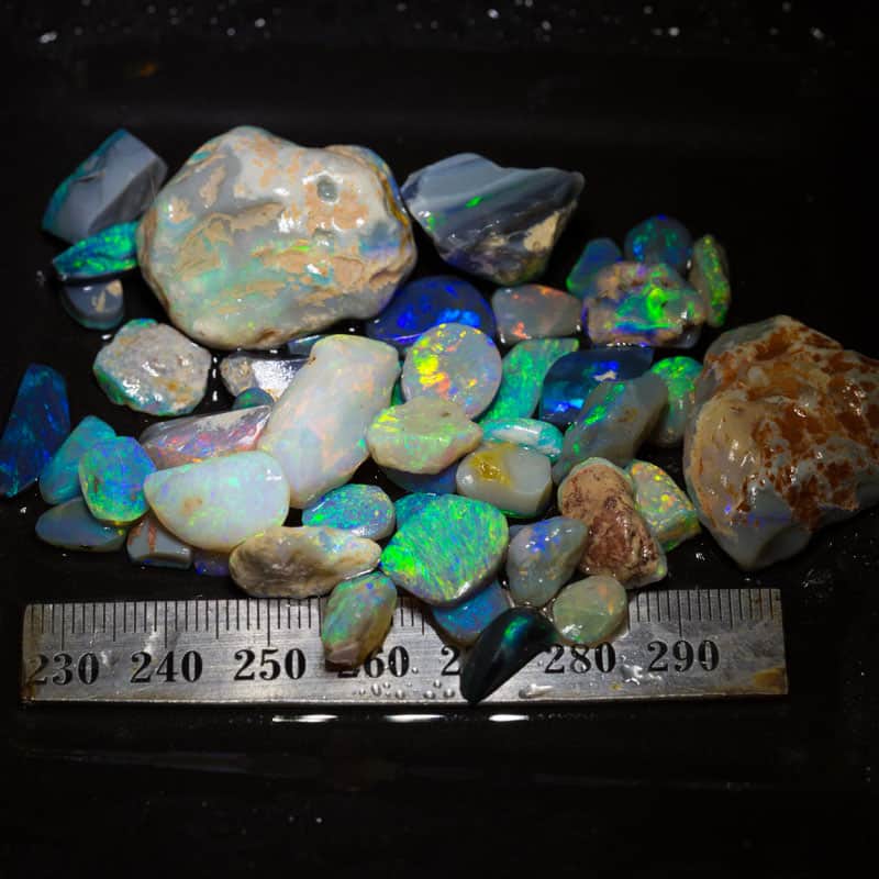 195 ct rough opal parcel and rubs