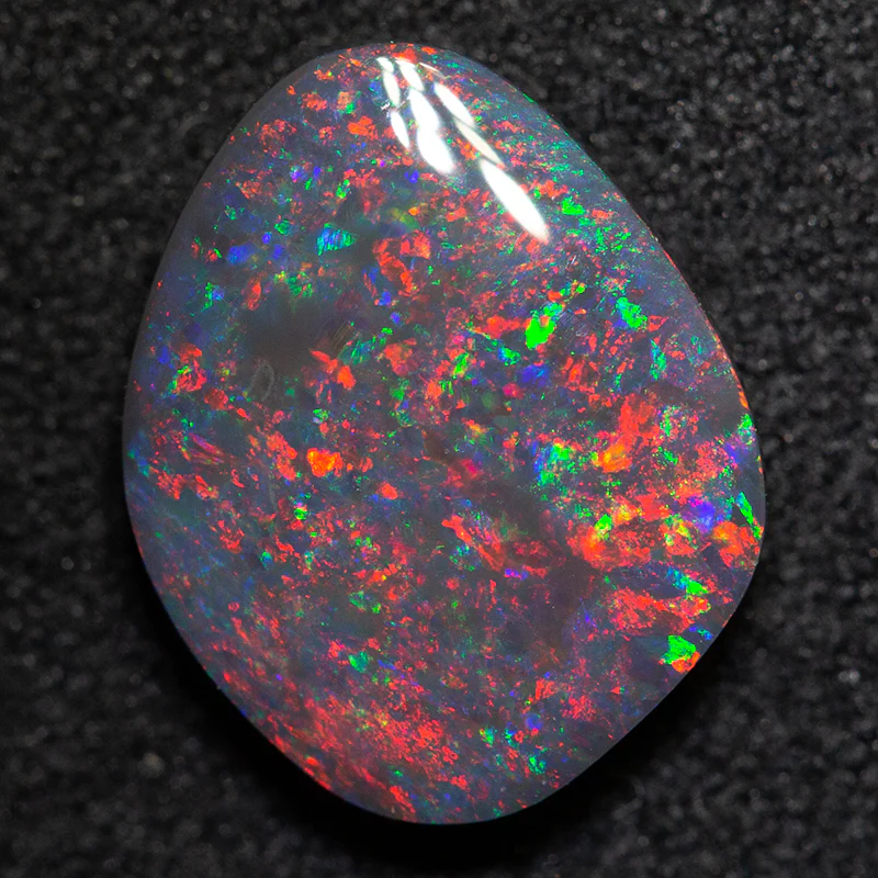 2.08 ct black opal 11.2x9.1x3.1mm