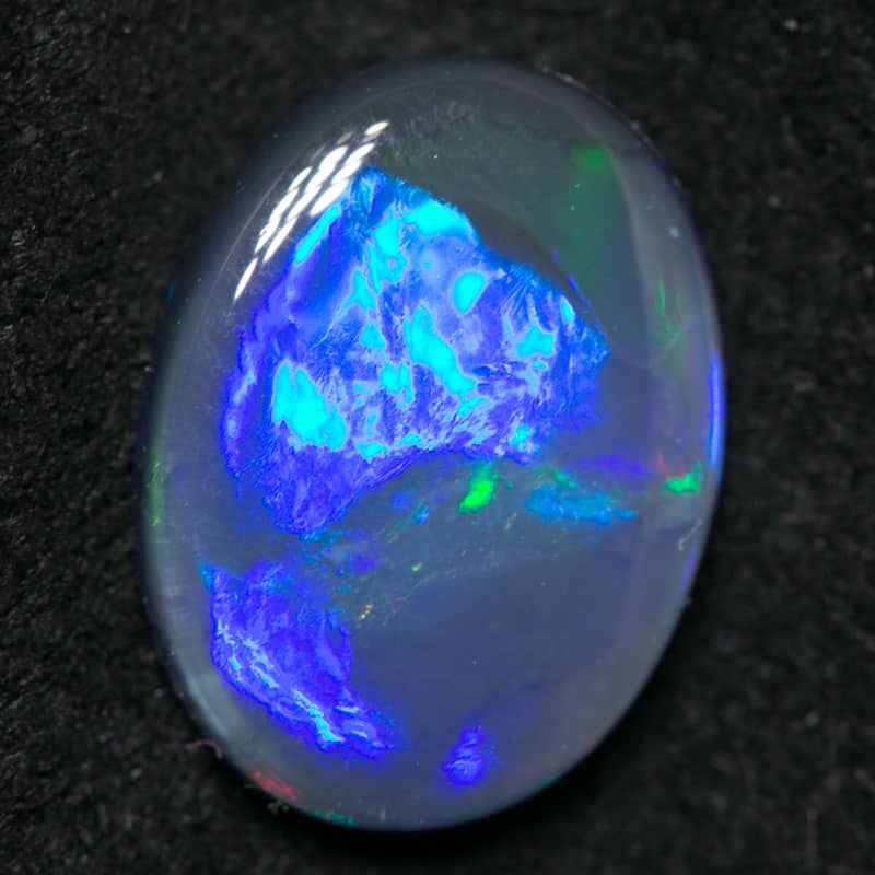 2.13 ct black opal 11x8.5x3mm