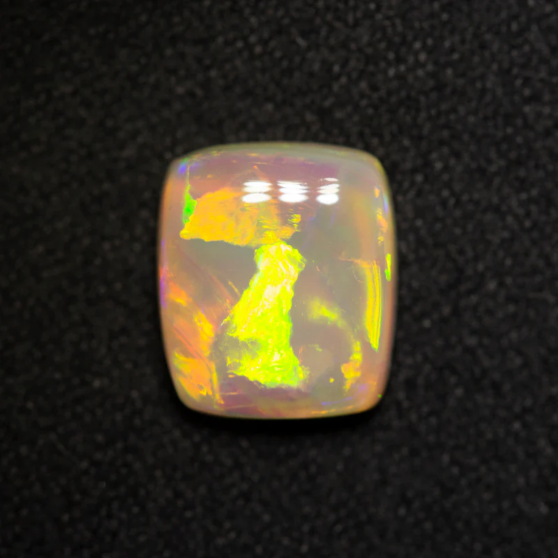 2.17 ct crystal opal 9.5x8.3x3.7mm
