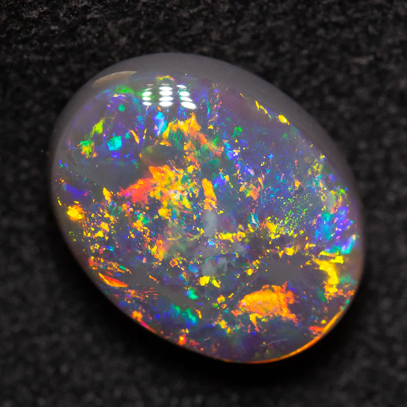 2.39 ct dark opal 10x7.8x4.5mm