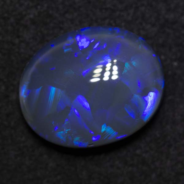 2.41 ct black opal 10.8x8.7x4.2mm
