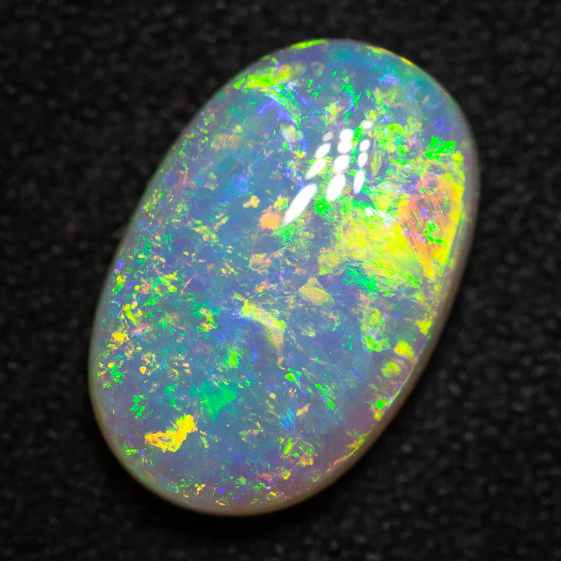2.67 ct crystal opal 11.9x7.8x4.3mm