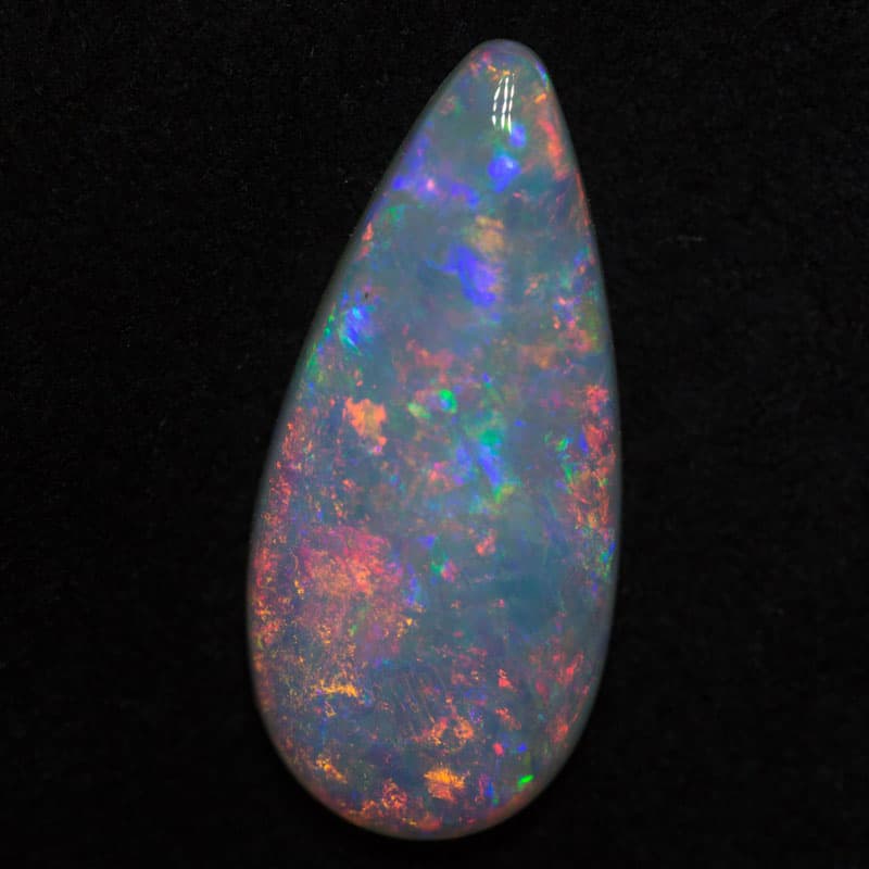 2.67 ct white opal opal 17.5x8x3mm
