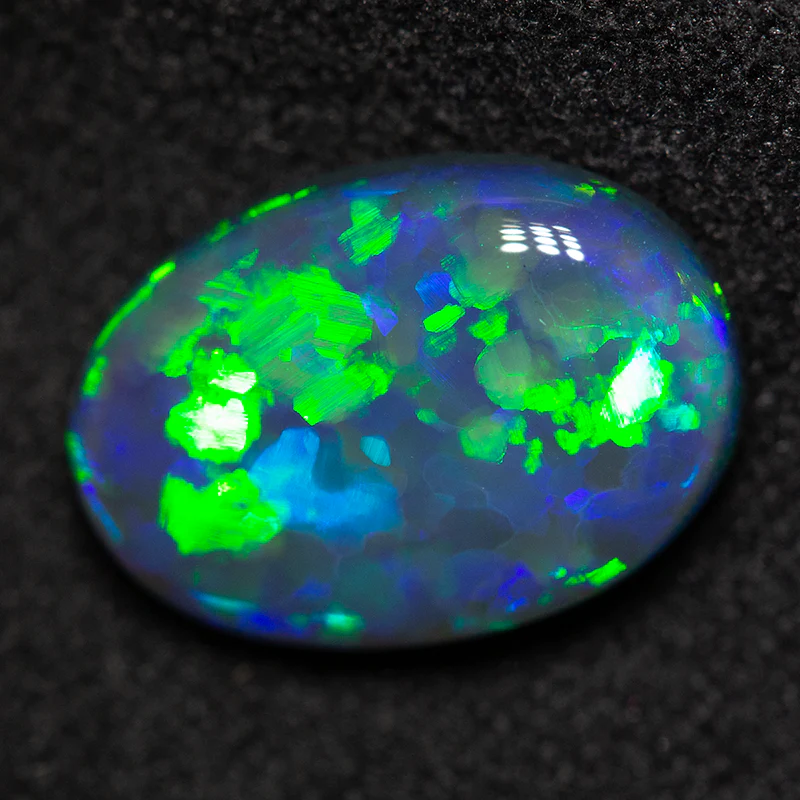 2.80 ct black opal 12.2x8.6x4mm