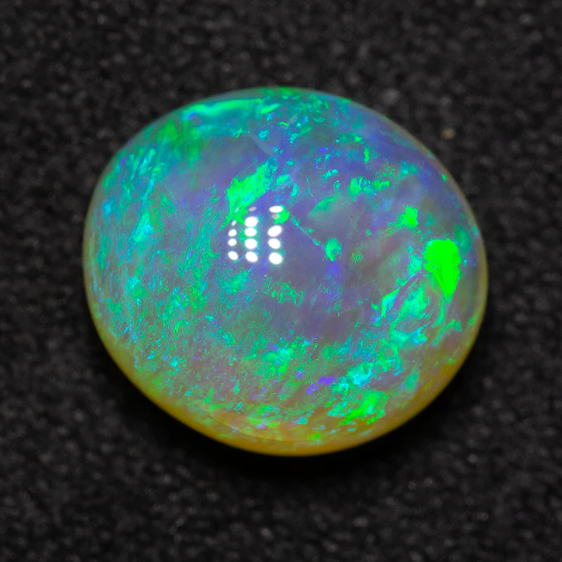 2.80 ct crystal opal 9.6x8.6x6mm