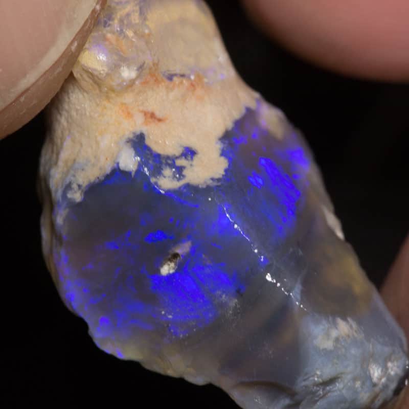 20.45 ct rough opal piece 27mm across