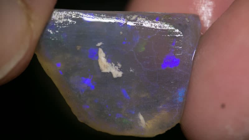 20.82 ct rough opal piece 23mm across