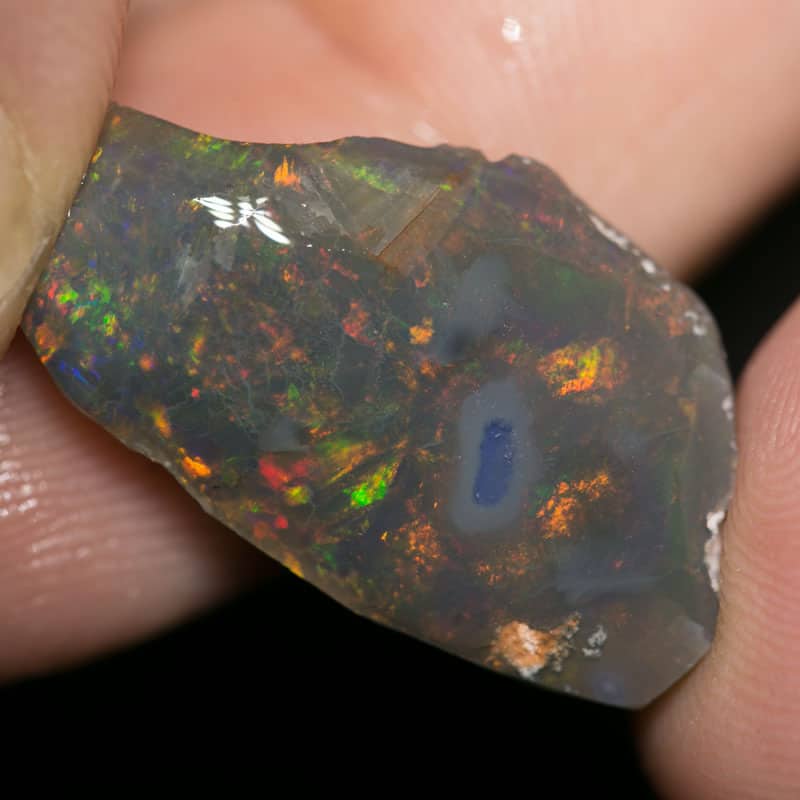21.20 ct rough opal piece 27mm across