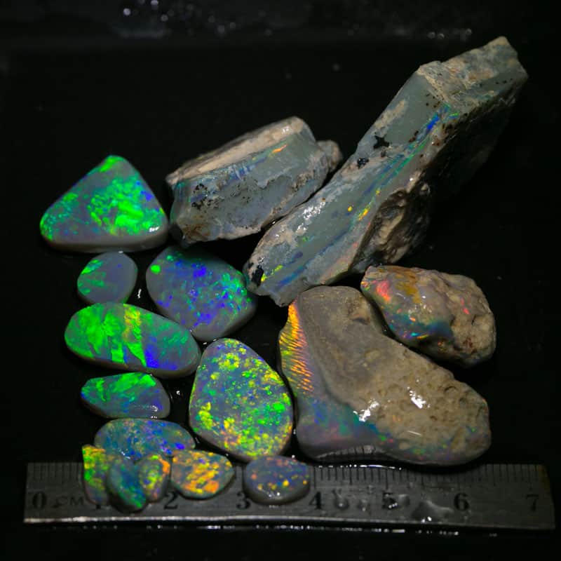 228 ct rough opal 16 pieces