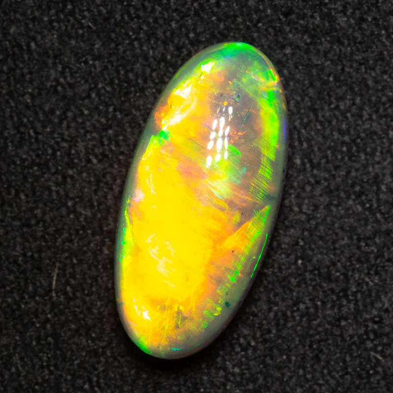 3.09 ct gem crystal opal 13.9x6.7x5.1mm