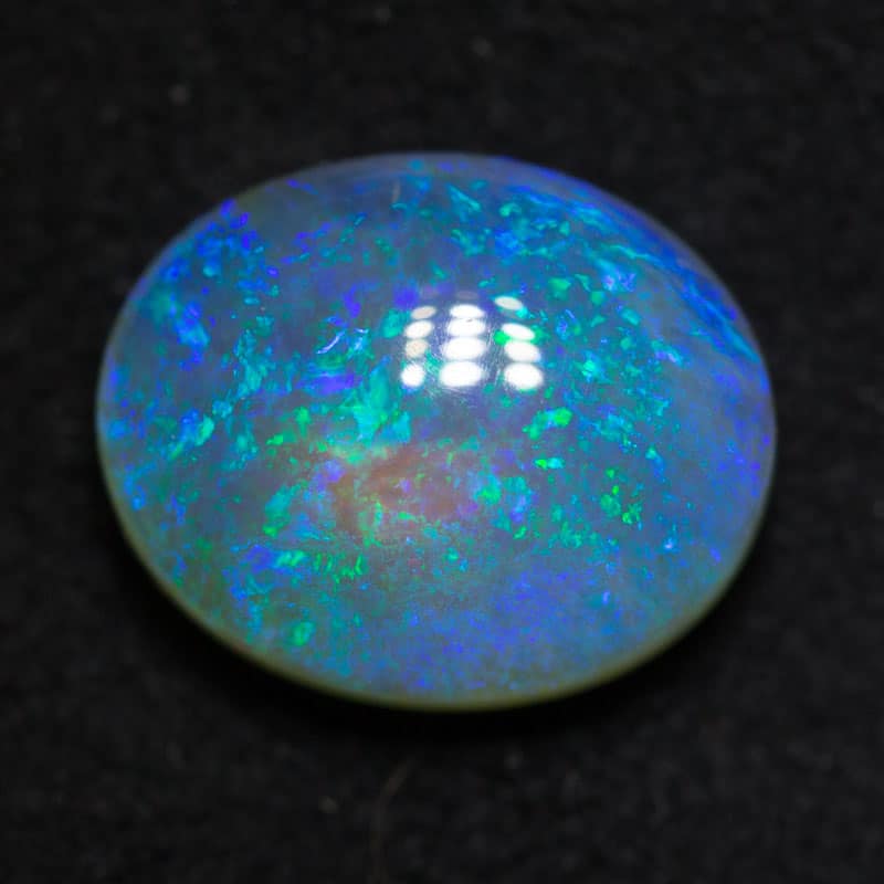 3.14 ct crystal opal 11x9x5.1mm
