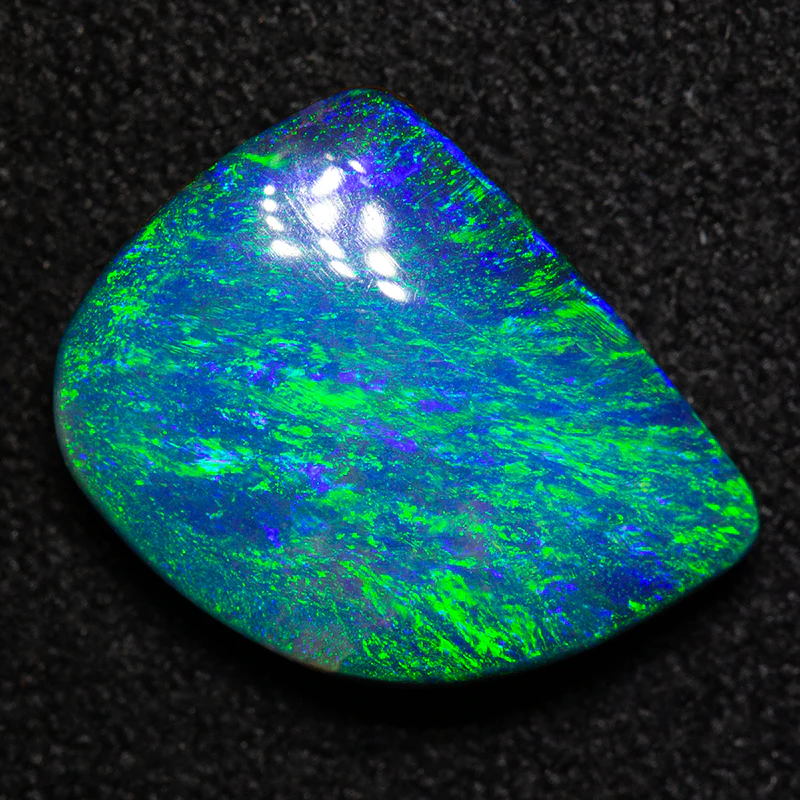 3.38 ct boulder opal 11.8x9.7x3.9mm