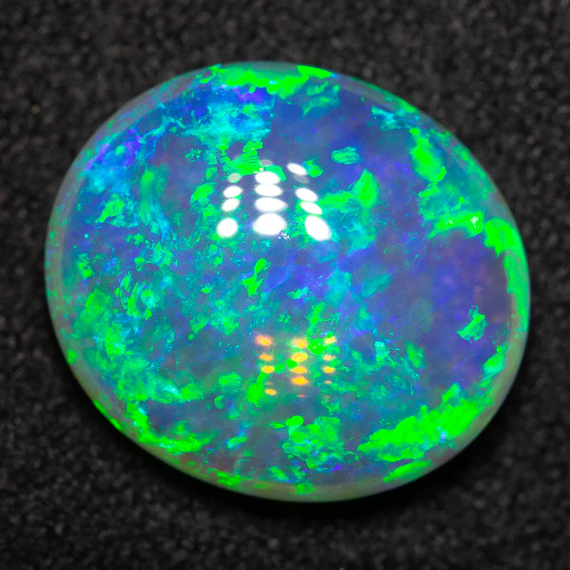 3.42 ct double-sided crystal opal 11.9x10.3x4.6mm