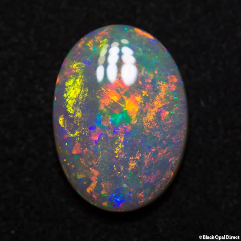 3.90 ct light opal 14.5x10.5x4mm